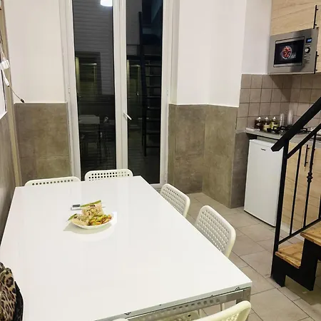 Terrazza Miracoli Ξενοδοχείο με διαμερίσματα Νάπολη